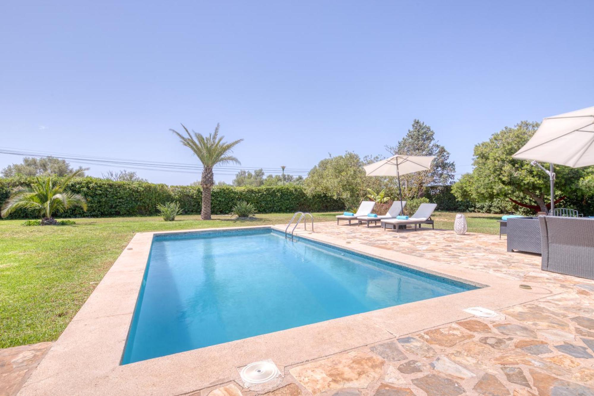 Casa vacanze Kentia Mallorca, Charming And Stylish Close To